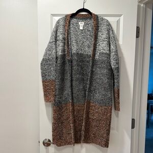 BKE Gray and Brown Colorblock Cardigan